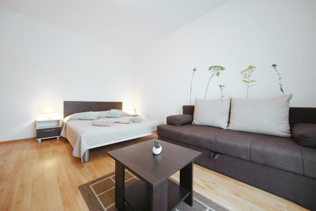 Apartments Olive Zaton  Eksteriør billede